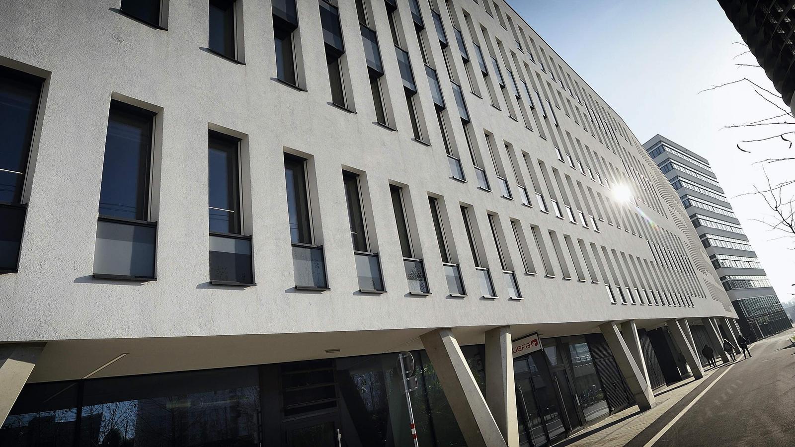 Bürogebäude