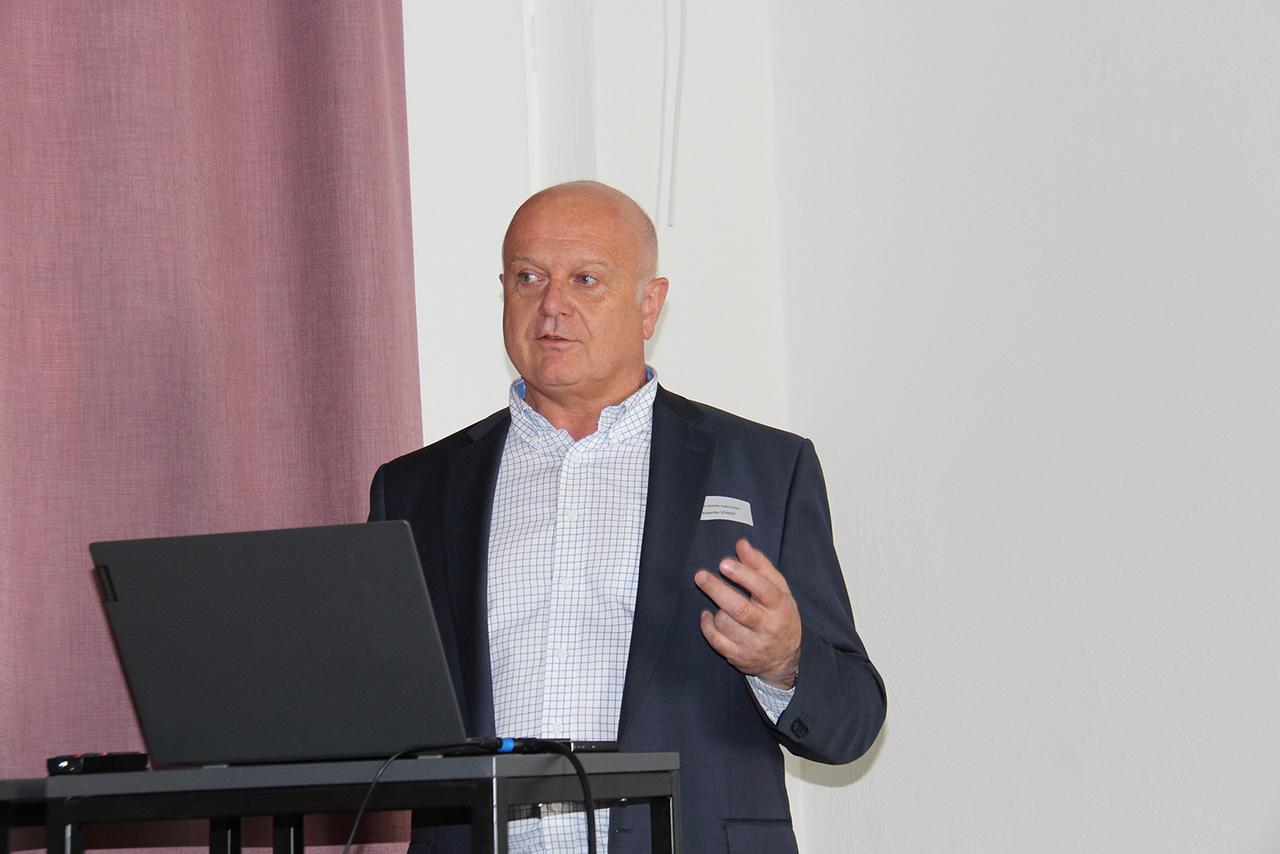 Bild 6 von 9 – Album Nachschau: ETCS auf der Strecke und am Zug