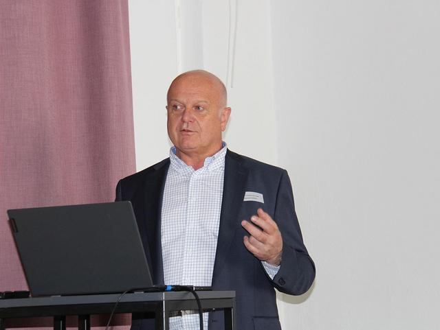 Bild 6 von 9 – Album Nachschau: ETCS auf der Strecke und am Zug