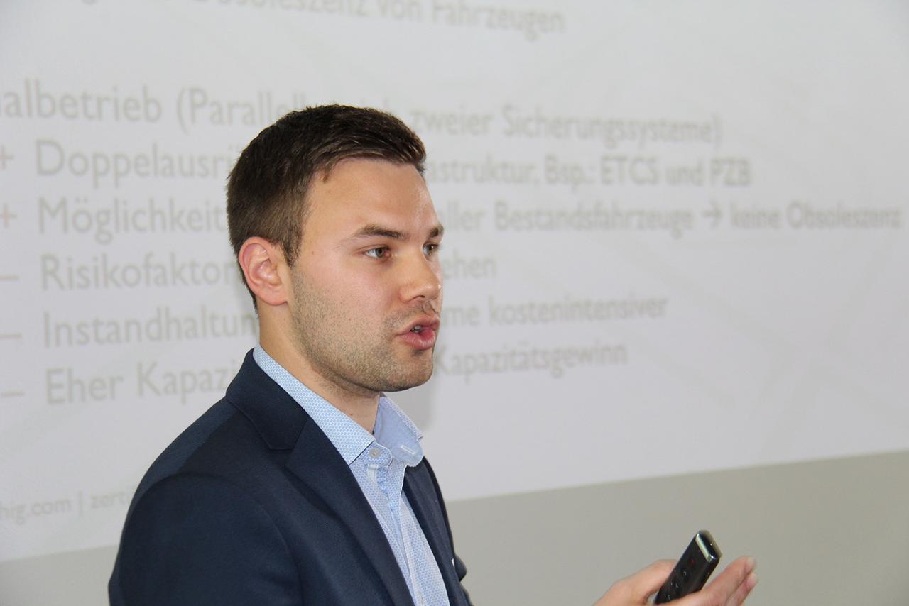 Bild 4 von 9 – Album Nachschau: ETCS auf der Strecke und am Zug